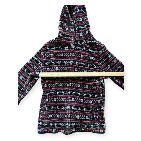 No Boundaries XL (16-18) Red And Black Zip Up Fuzzy Hoodie Poinsettia Holiday - Picture 3 of 7